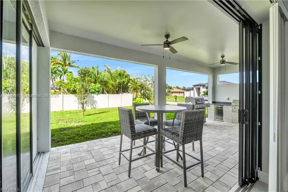 2218 SW 25th st Cape Coral, FL 33914