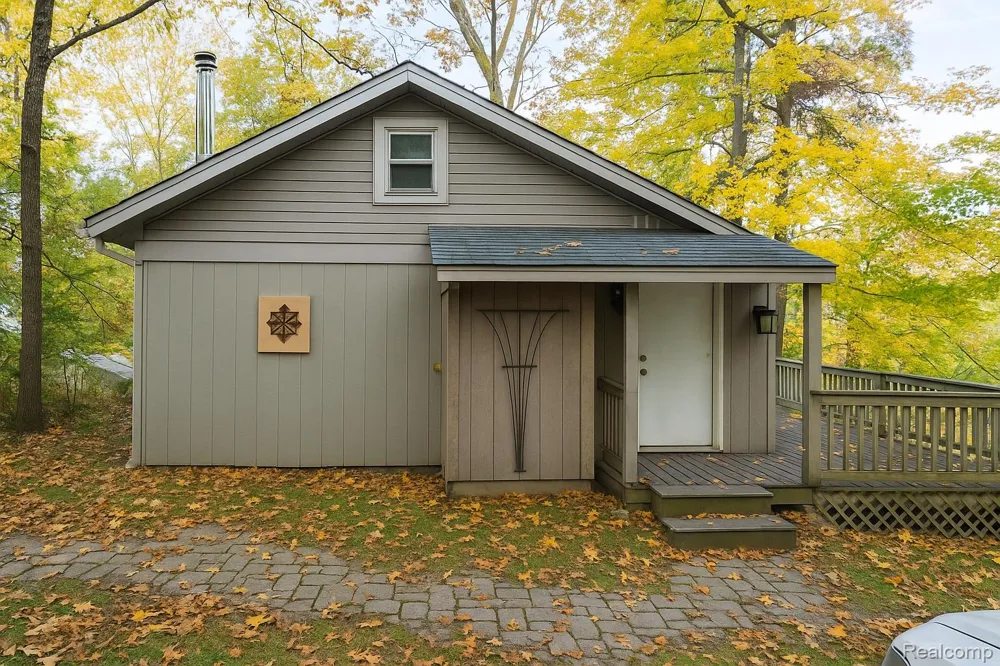 1632 Woodfield Street Ortonville Village, MI 48462
