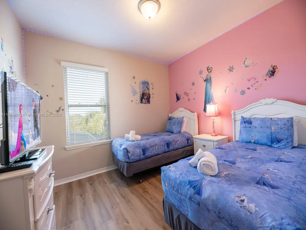 4635 TERRASONESTA DR Davenport, FL 33837