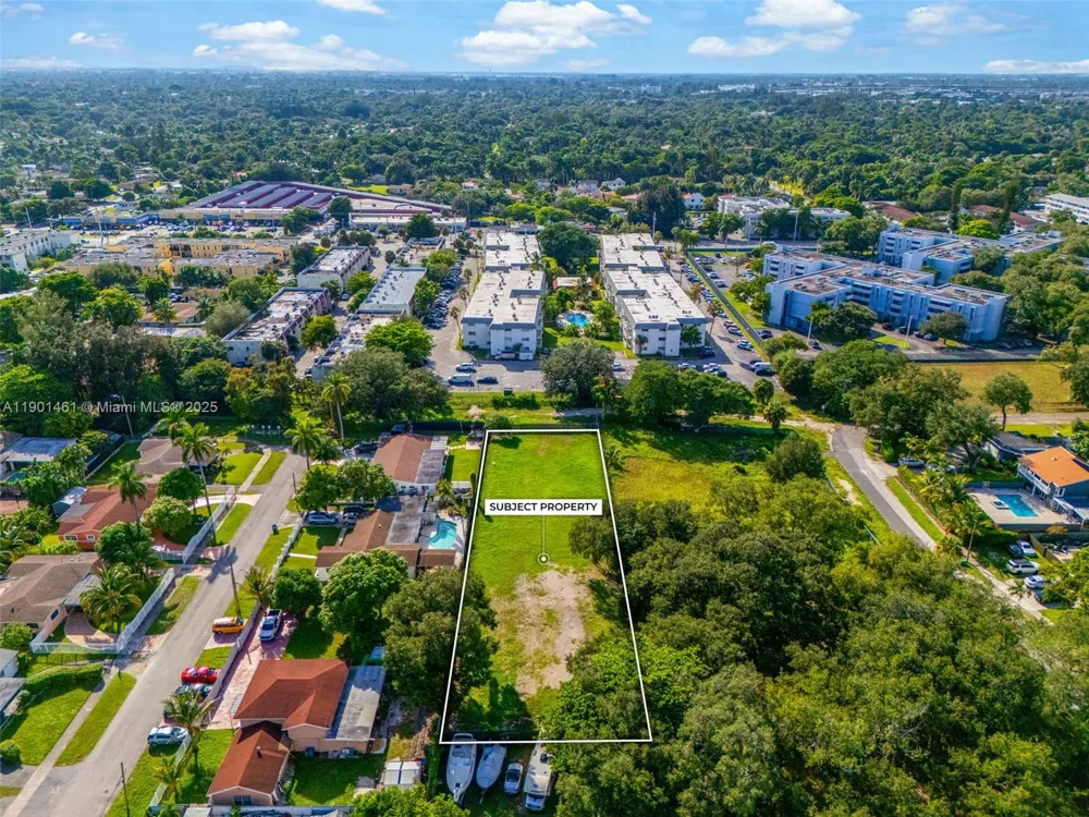 8 NE 152nd Street North Miami, FL 33162