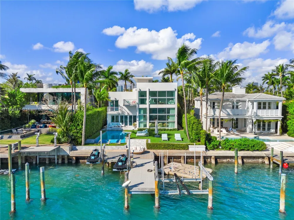 227 E DILIDO DR Miami Beach, FL 33139