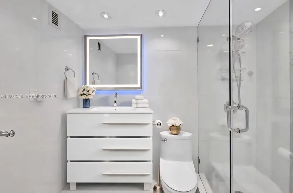 3001 S Ocean Dr #1513 Hollywood, FL 33019
