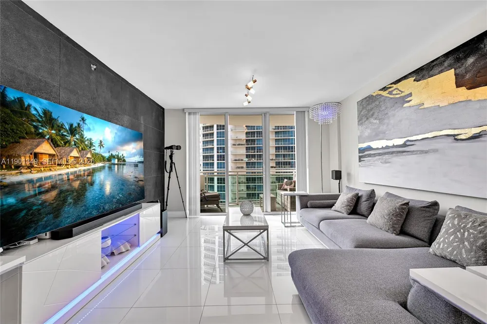 3001 S Ocean Dr #1513 Hollywood, FL 33019