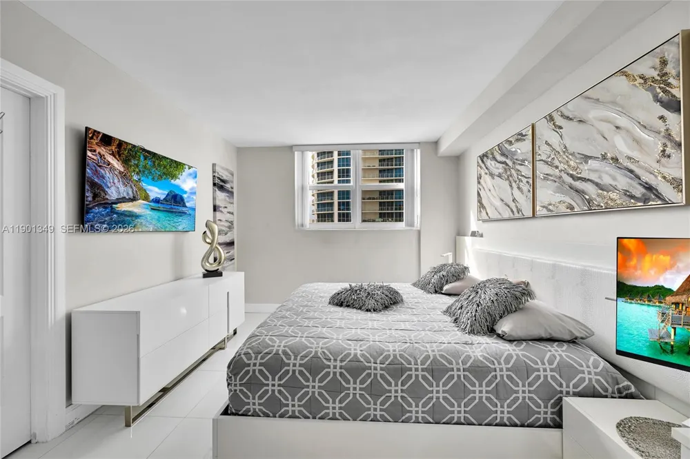 3001 S Ocean Dr #1513 Hollywood, FL 33019