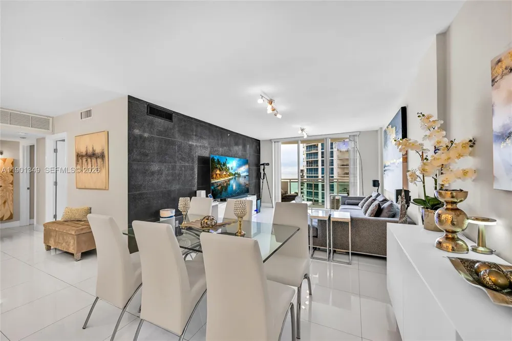 3001 S Ocean Dr #1513 Hollywood, FL 33019