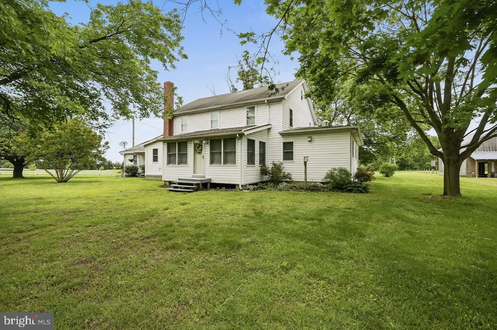 1950 PEARSONS CORNER ROAD Hartly, DE 19953