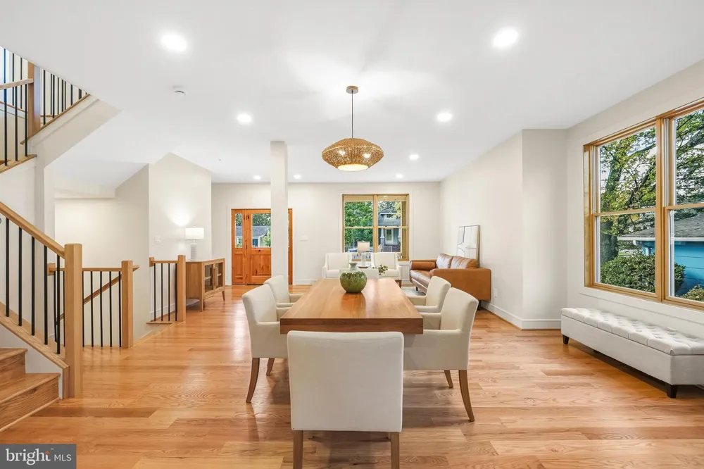 110 GENEVA Silver Spring, MD 20912