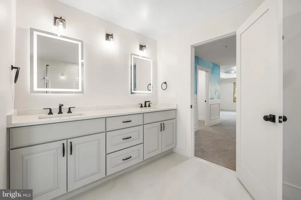 110 GENEVA Silver Spring, MD 20912