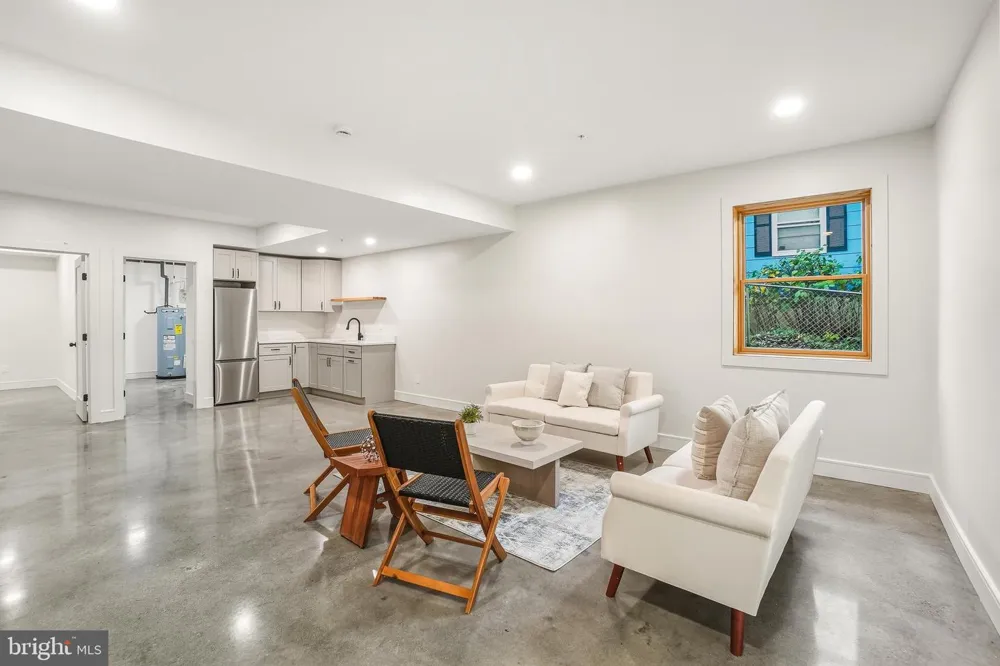 110 GENEVA Silver Spring, MD 20912