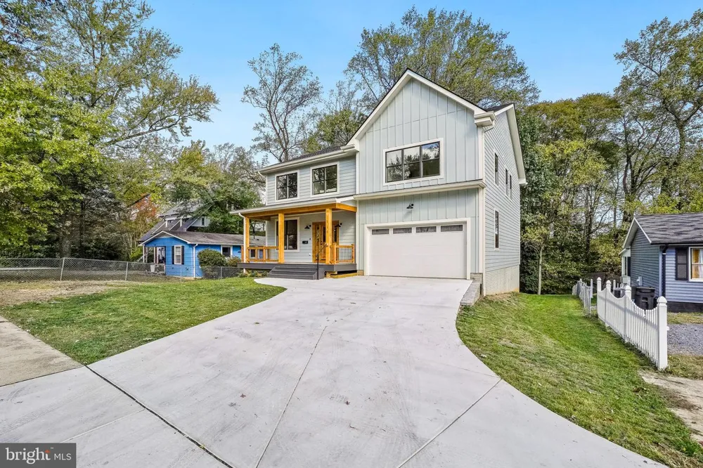 110 GENEVA Silver Spring, MD 20912
