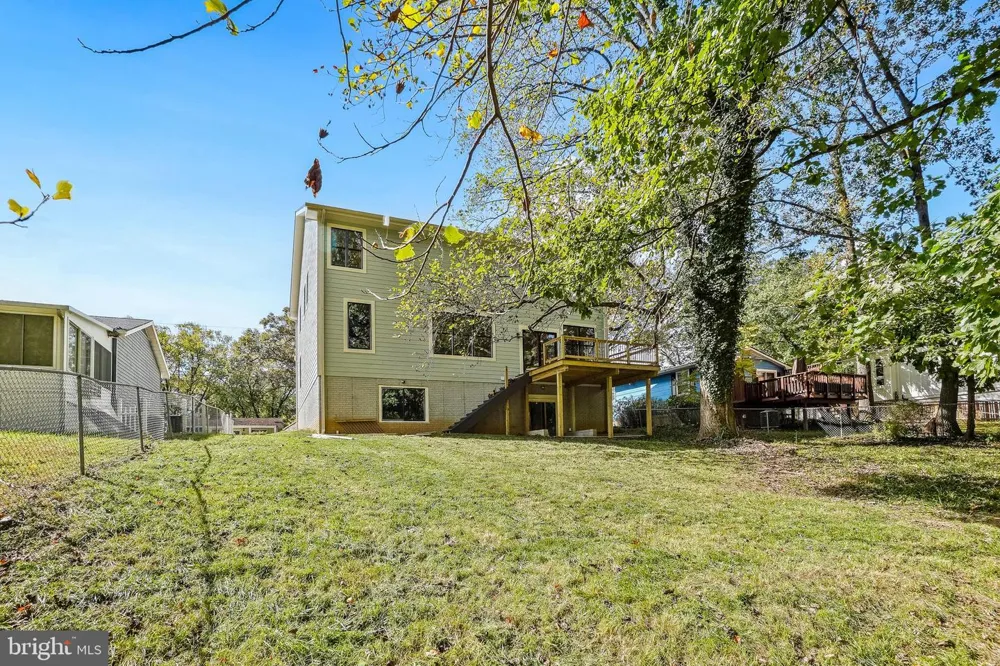 110 GENEVA Silver Spring, MD 20912