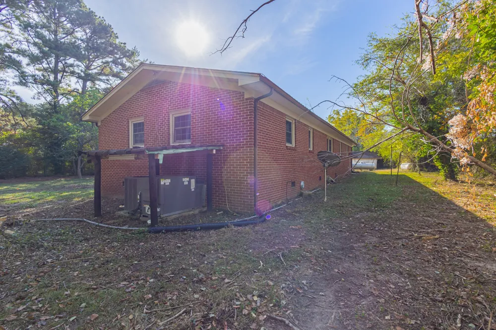 340 Yates Rd Hillsboro, TN 37342