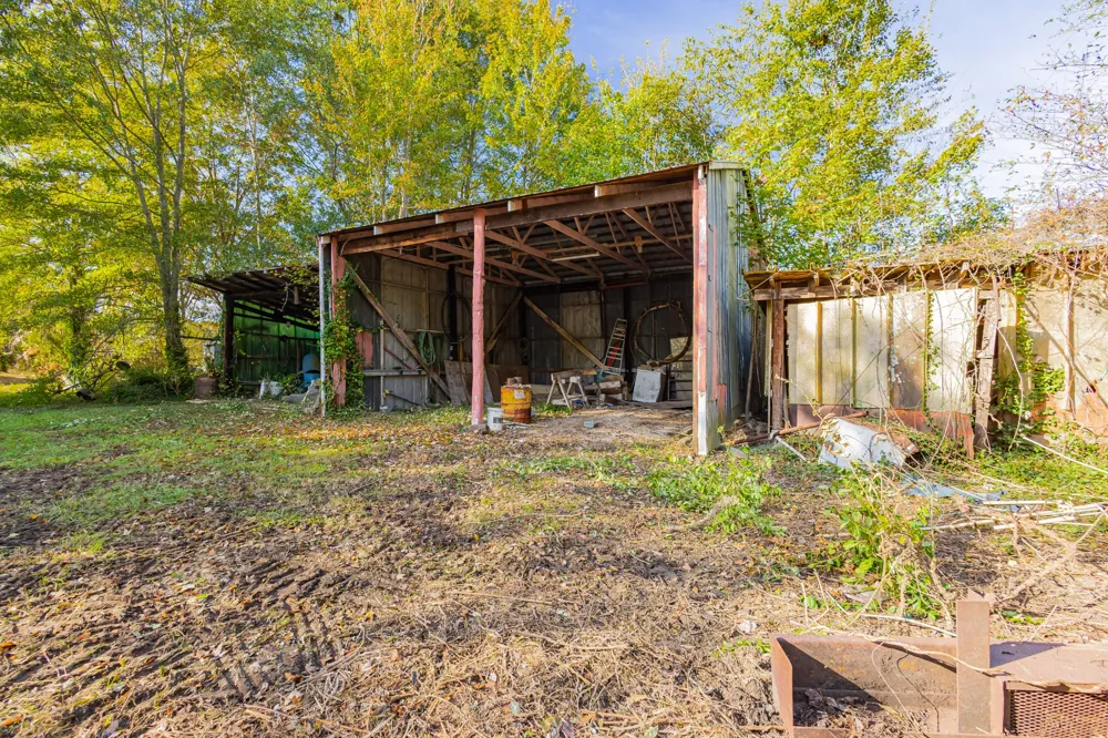 340 Yates Rd Hillsboro, TN 37342