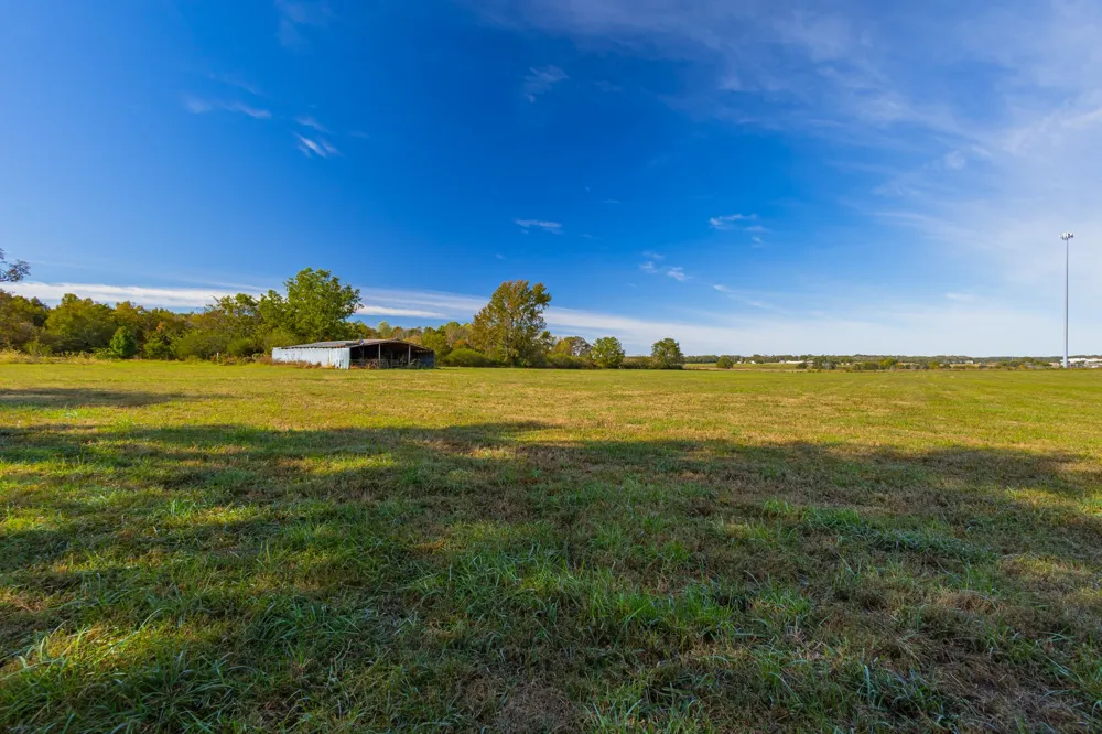 340 Yates Rd Hillsboro, TN 37342