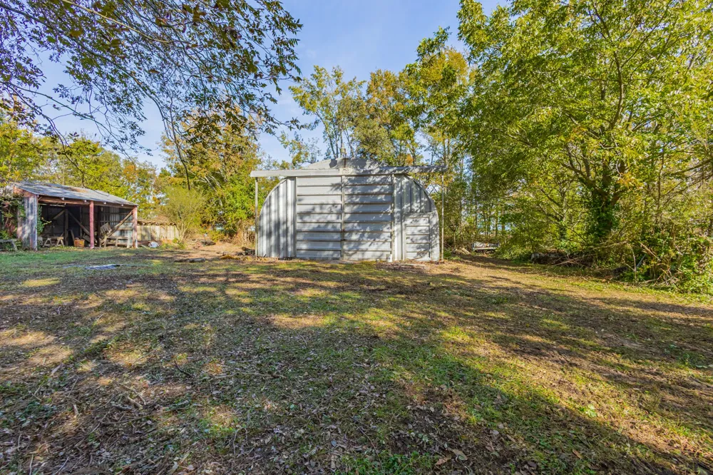 340 Yates Rd Hillsboro, TN 37342