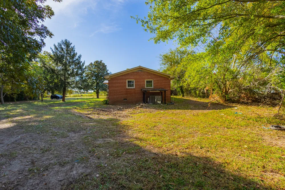 340 Yates Rd Hillsboro, TN 37342
