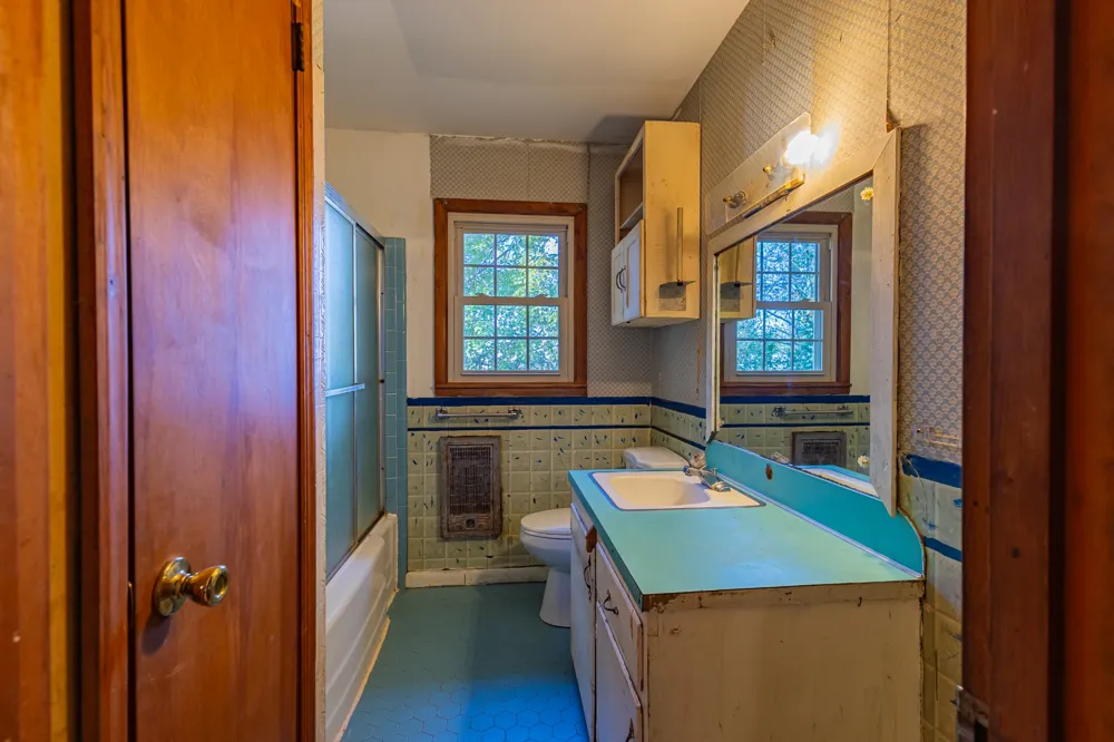 340 Yates Rd Hillsboro, TN 37342