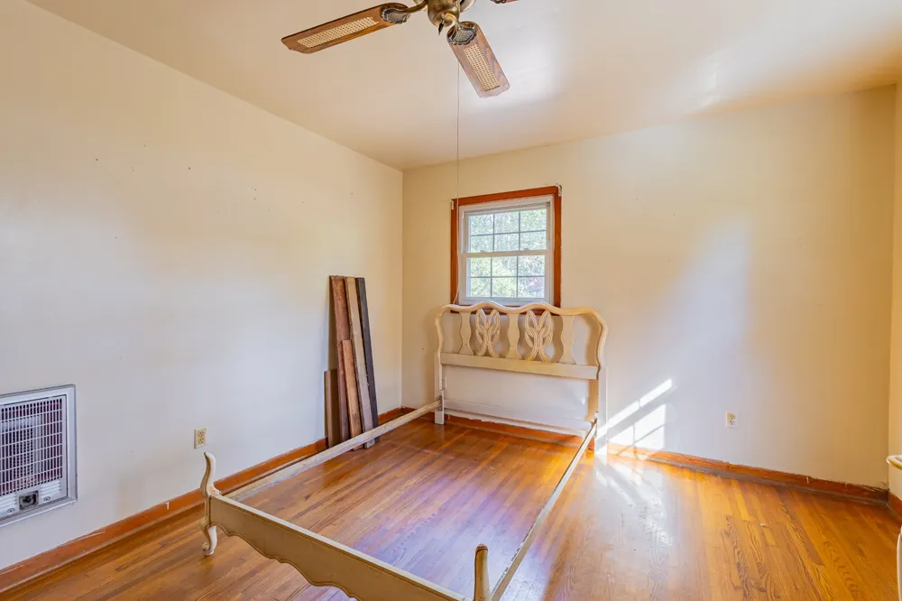 340 Yates Rd Hillsboro, TN 37342