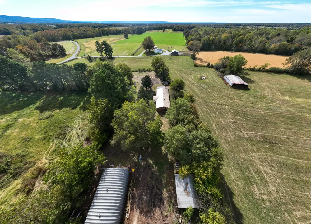 340 Yates Rd Hillsboro, TN 37342
