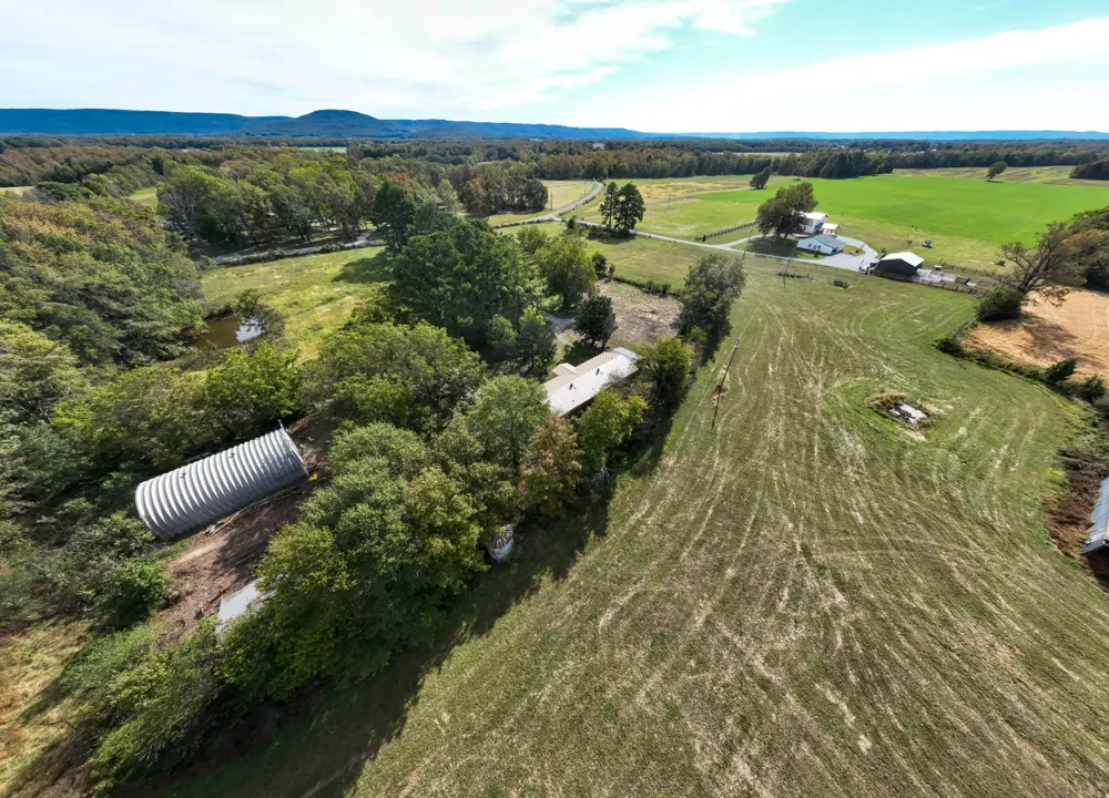 340 Yates Rd Hillsboro, TN 37342