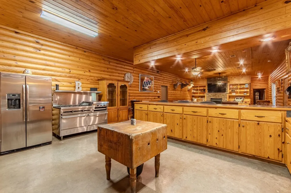 1075 Hwy 203 Savannah, TN 38372