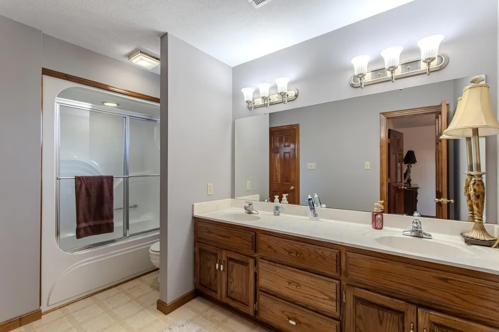 1075 Hwy 203 Savannah, TN 38372