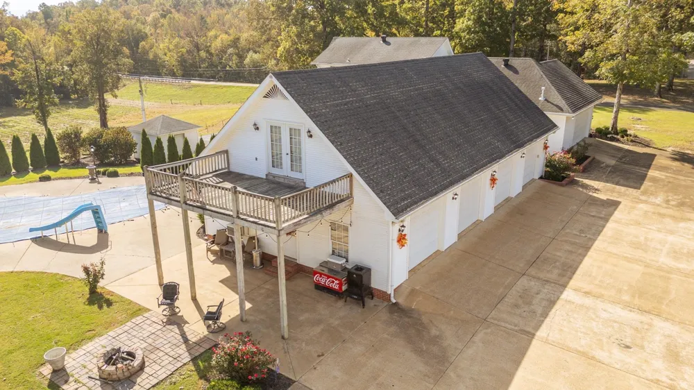 1075 Hwy 203 Savannah, TN 38372