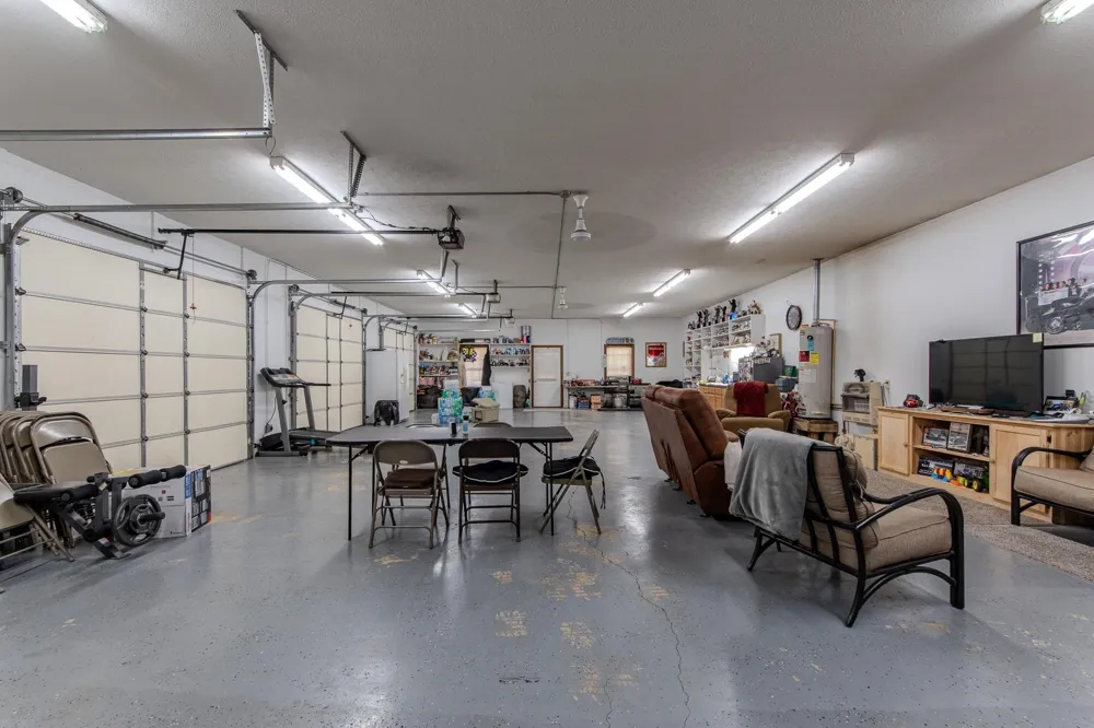 1075 Hwy 203 Savannah, TN 38372