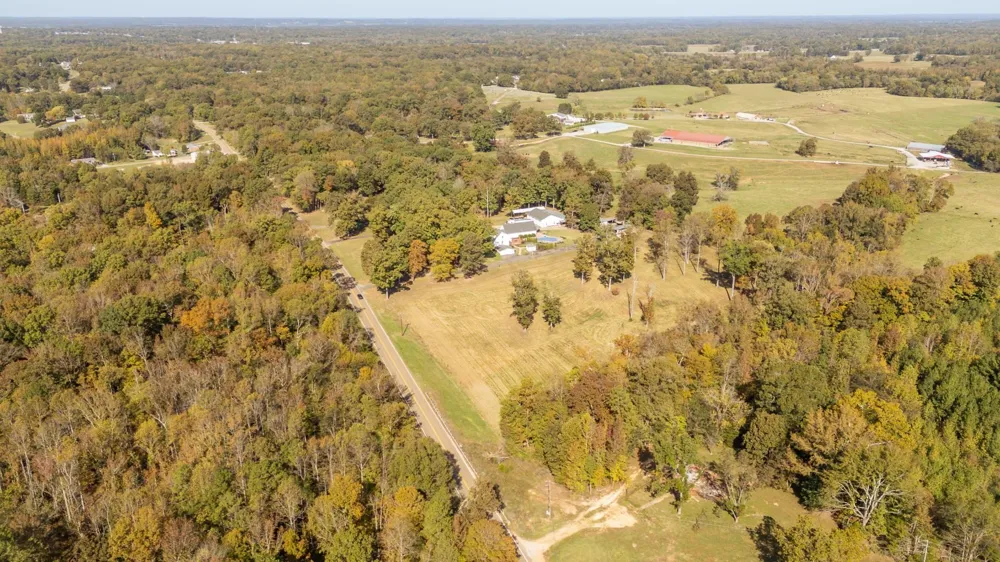 1075 Hwy 203 Savannah, TN 38372