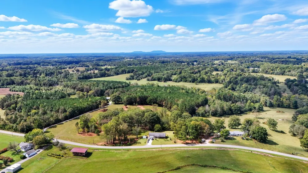 1 Smithville Hwy Sparta, TN 38583