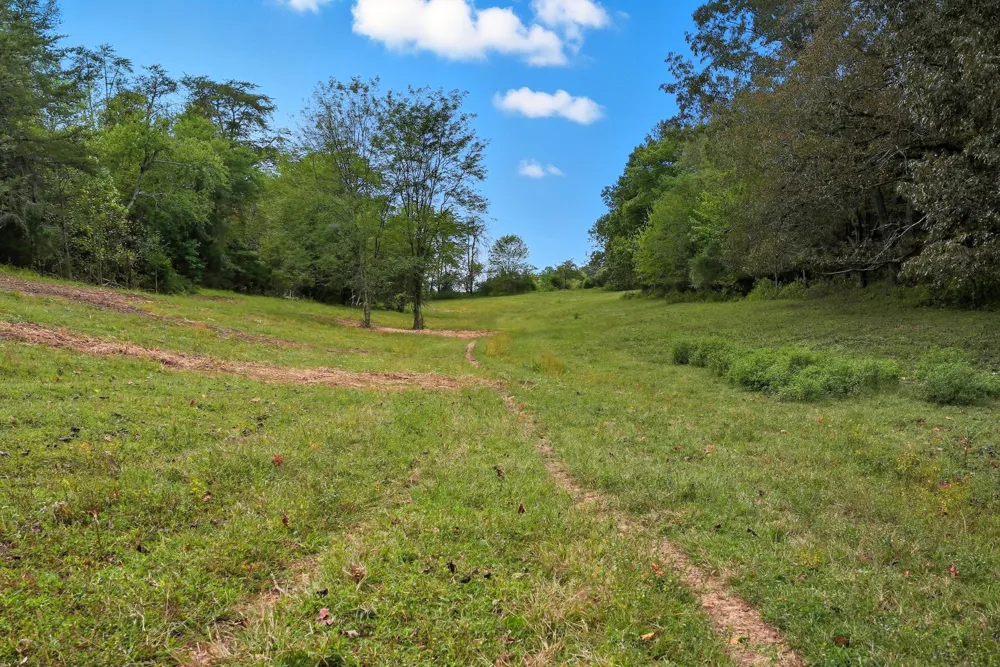 1 Smithville Hwy Sparta, TN 38583