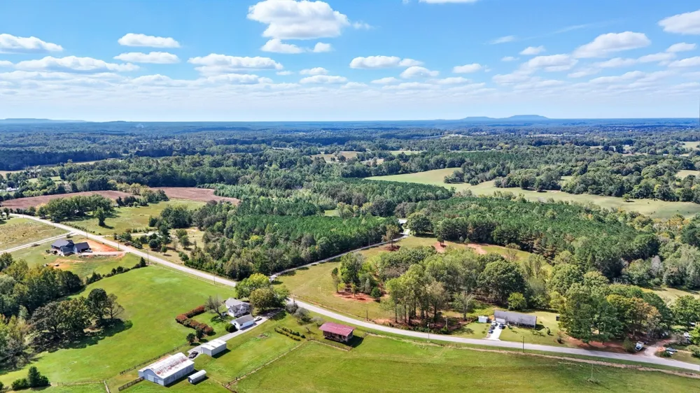 1 Smithville Hwy Sparta, TN 38583