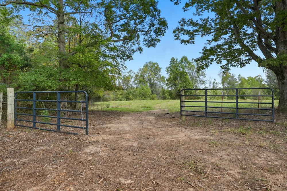 2 Smithville Hwy Sparta, TN 38583