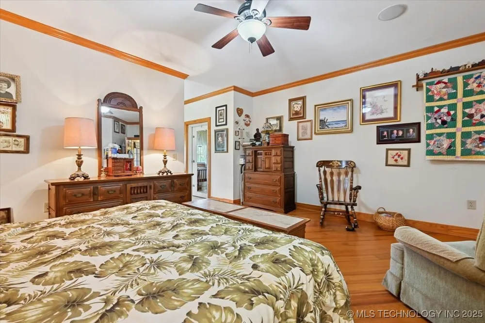 22217 US Hwy 59 Spiro, OK 74959