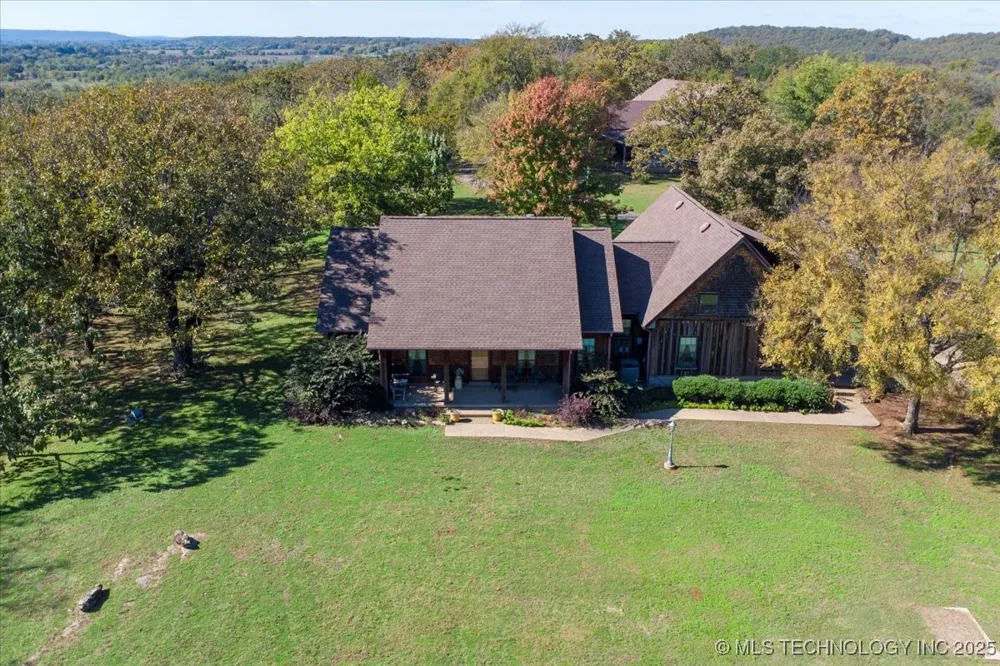 22217 US Hwy 59 Spiro, OK 74959