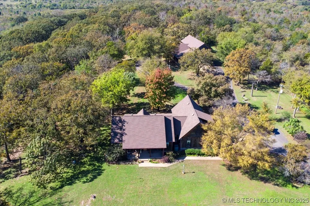 22217 US Hwy 59 Spiro, OK 74959