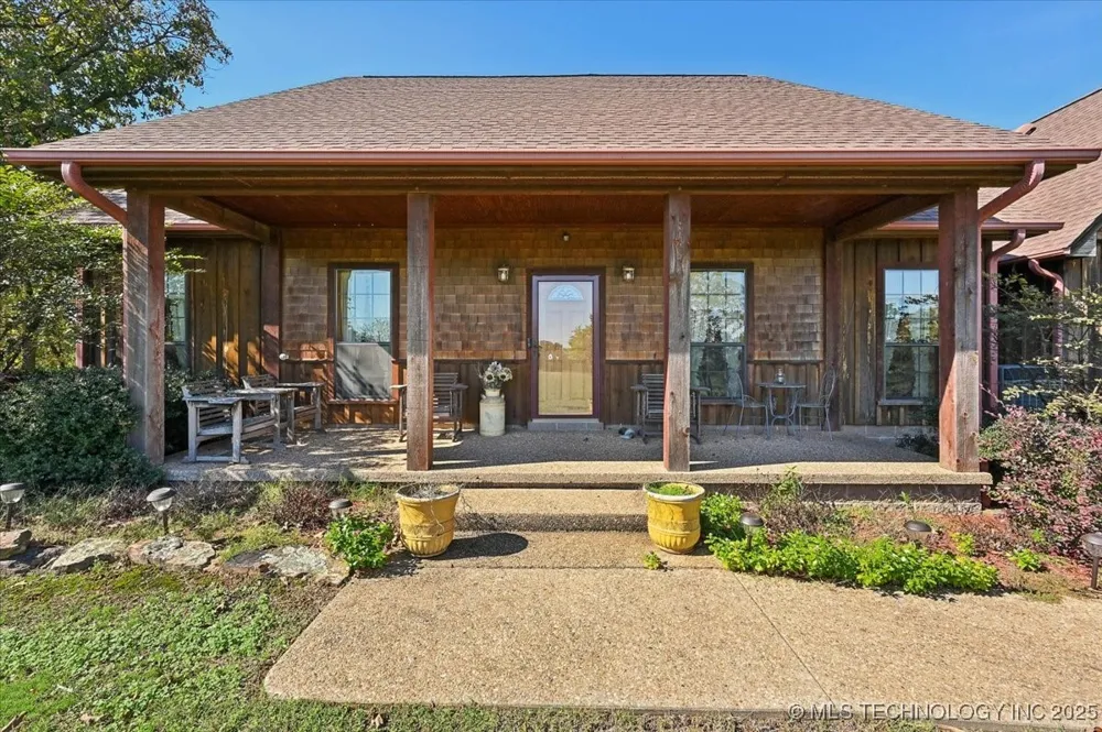 22217 US Hwy 59 Spiro, OK 74959