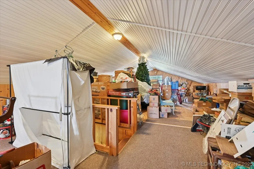 22217 US Hwy 59 Spiro, OK 74959
