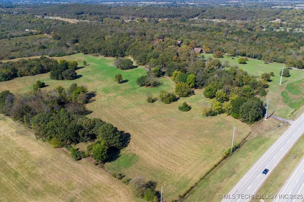 22217 US Hwy 59 Spiro, OK 74959