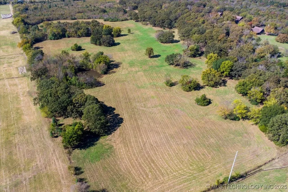 22217 US Hwy 59 Spiro, OK 74959