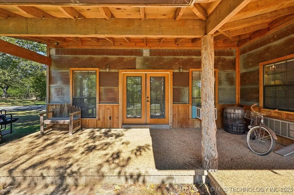 22217 US Hwy 59 Spiro, OK 74959