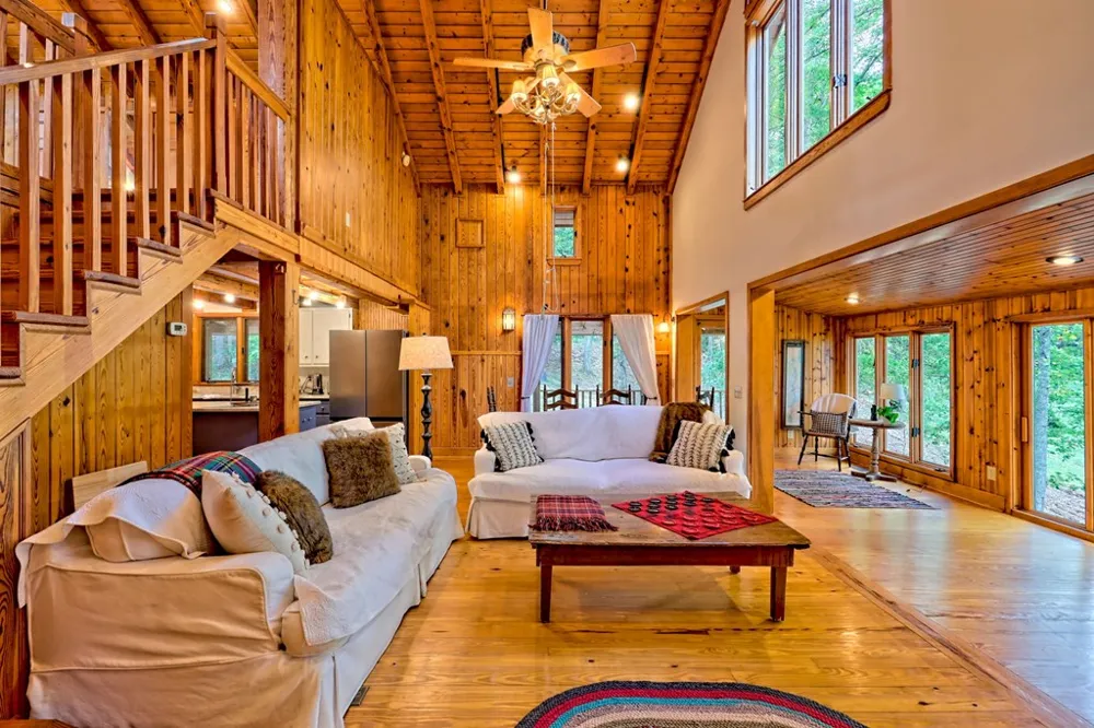 3147 Old Hwy 64 W Warne, NC 28909