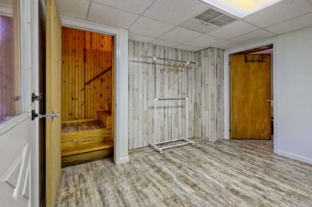 3147 Old Hwy 64 W Warne, NC 28909
