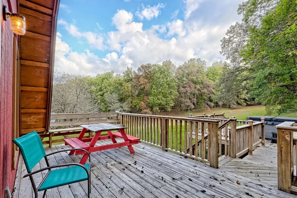 3147 Old Hwy 64 W Warne, NC 28909