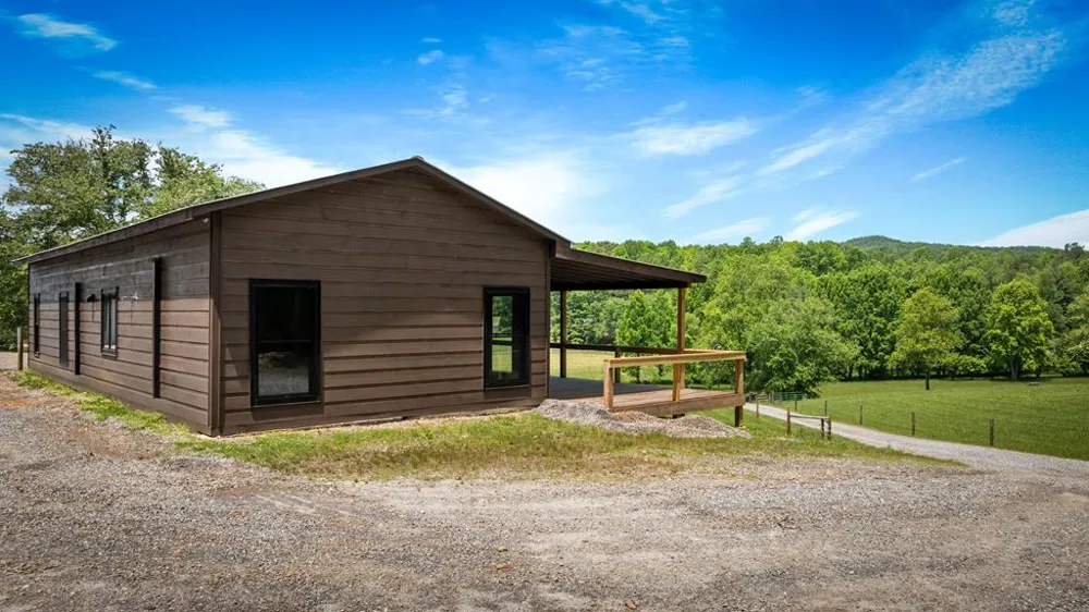 3147 Old Hwy 64 W Warne, NC 28909