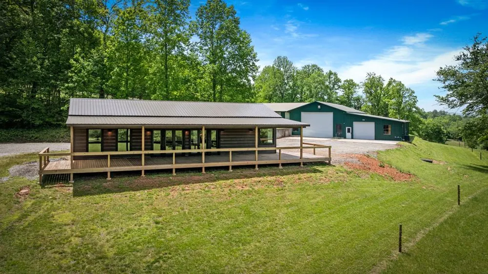 3147 Old Hwy 64 W Warne, NC 28909