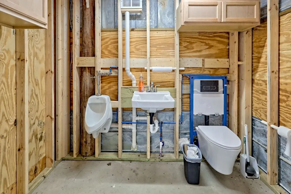 3147 Old Hwy 64 W Warne, NC 28909