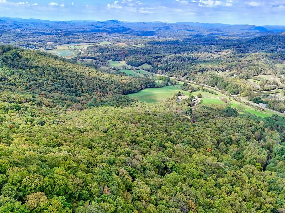 3147 Old Hwy 64 W Warne, NC 28909