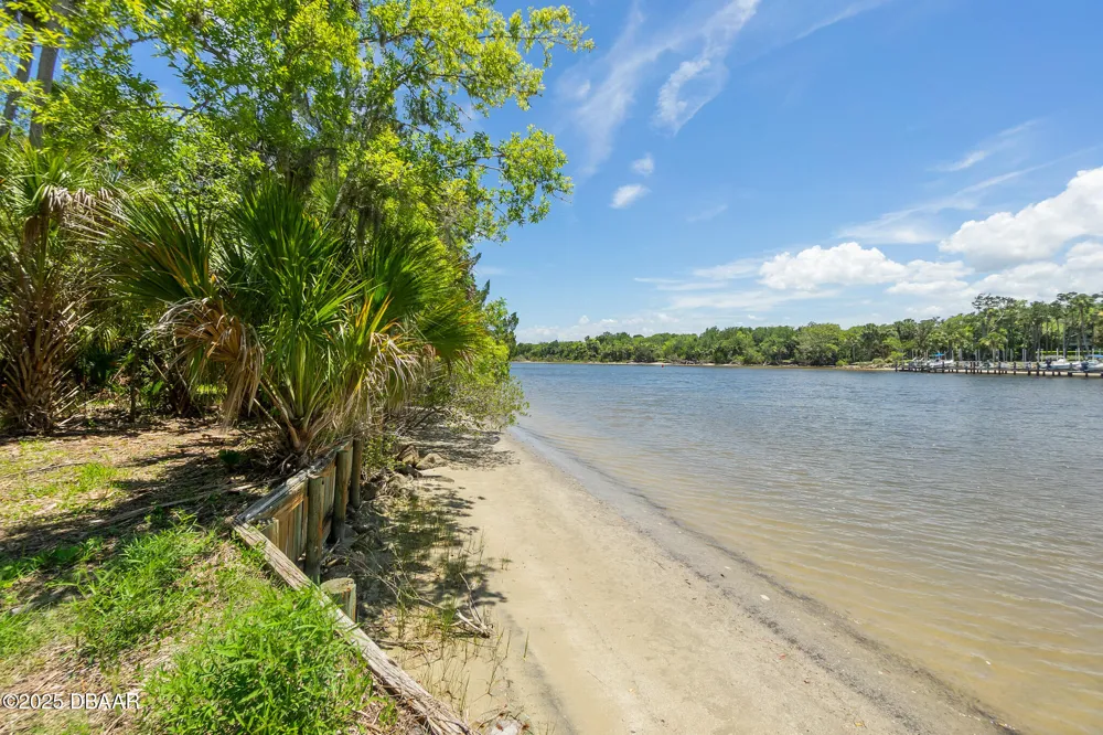 4392 Ocean Shore Boulevard Palm Coast, FL 32137
