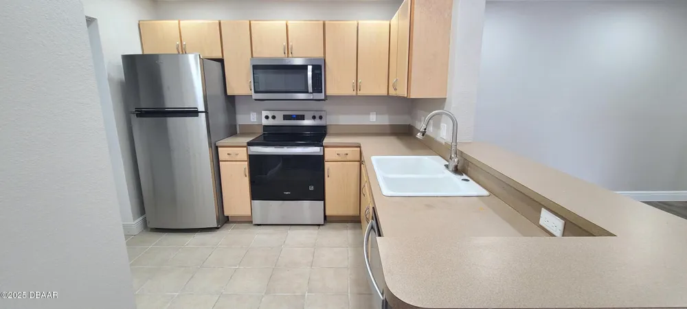 940 Village Trail #3-205 Port Orange, FL 32127
